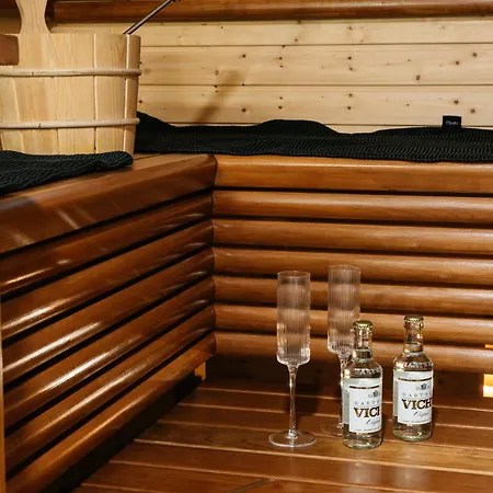 Lapland Aurora Retreat By Booklapland *